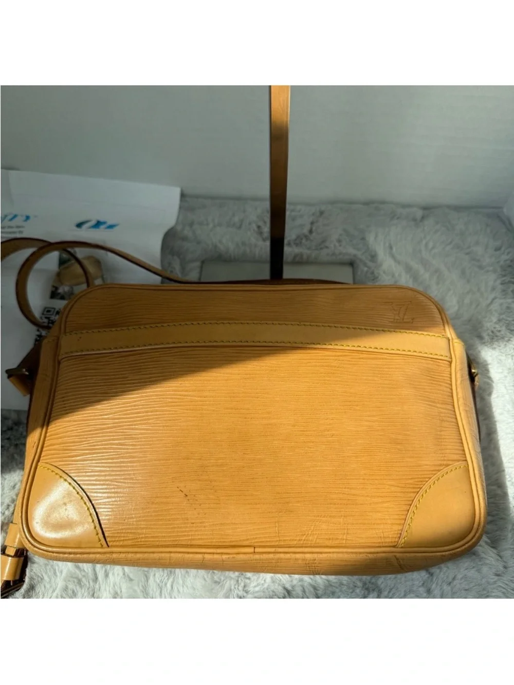 Louis Vuitton Brown Epi Leather Messenger Crossbody